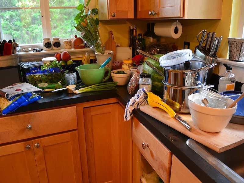 7 Telltale Signs You Need A Kitchen Makeover